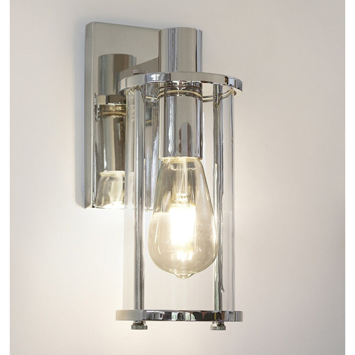 MV3024 Yeon Sconce