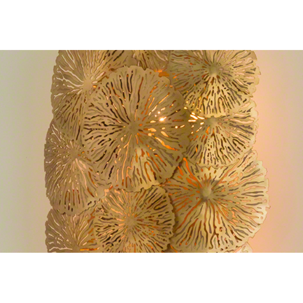 AM351 Lily Pad Wall Sconce