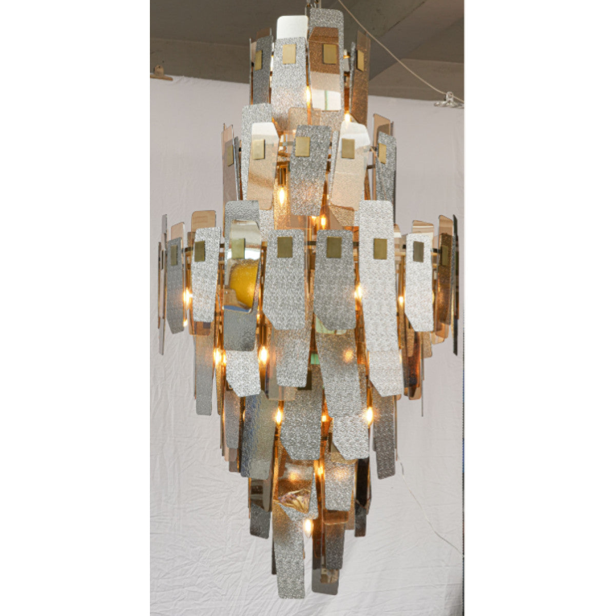 AM43873 Cocolina Chandelier