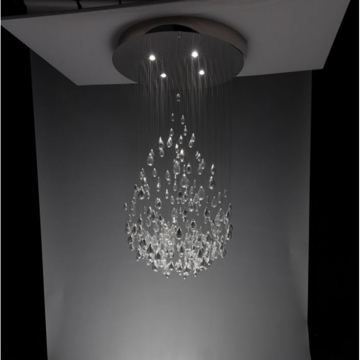 DV3942 Droplets Sculpture