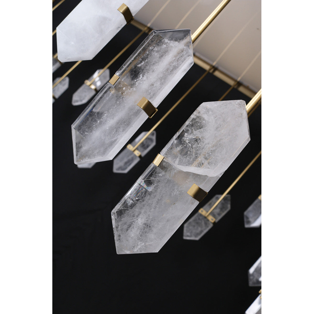 DV3956 Halcyon Linear