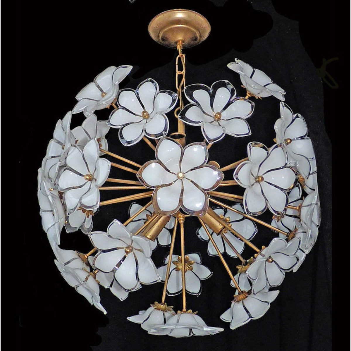IQ2062 Venini Bouquet of Flower
