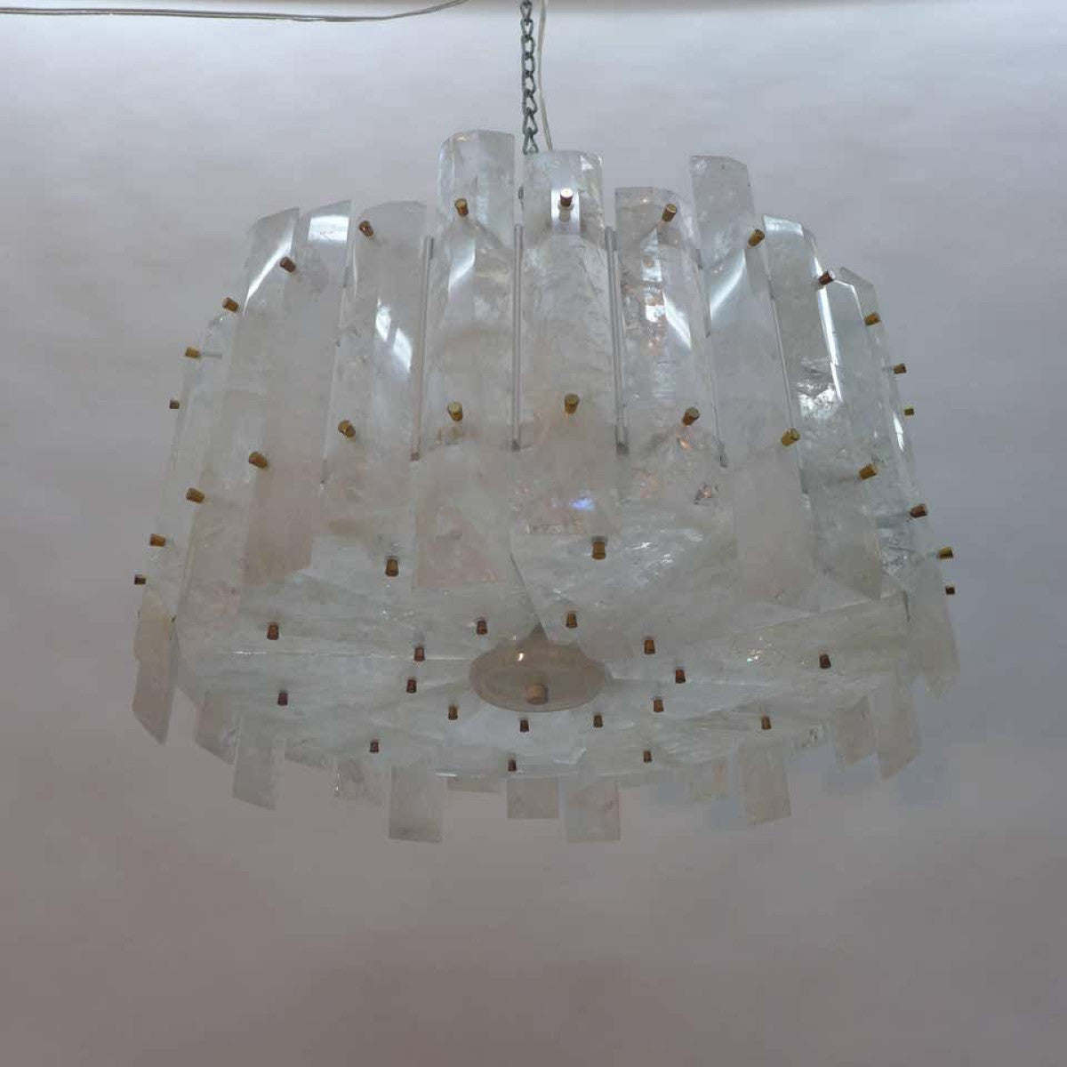 IQ2148 Rock Crystal