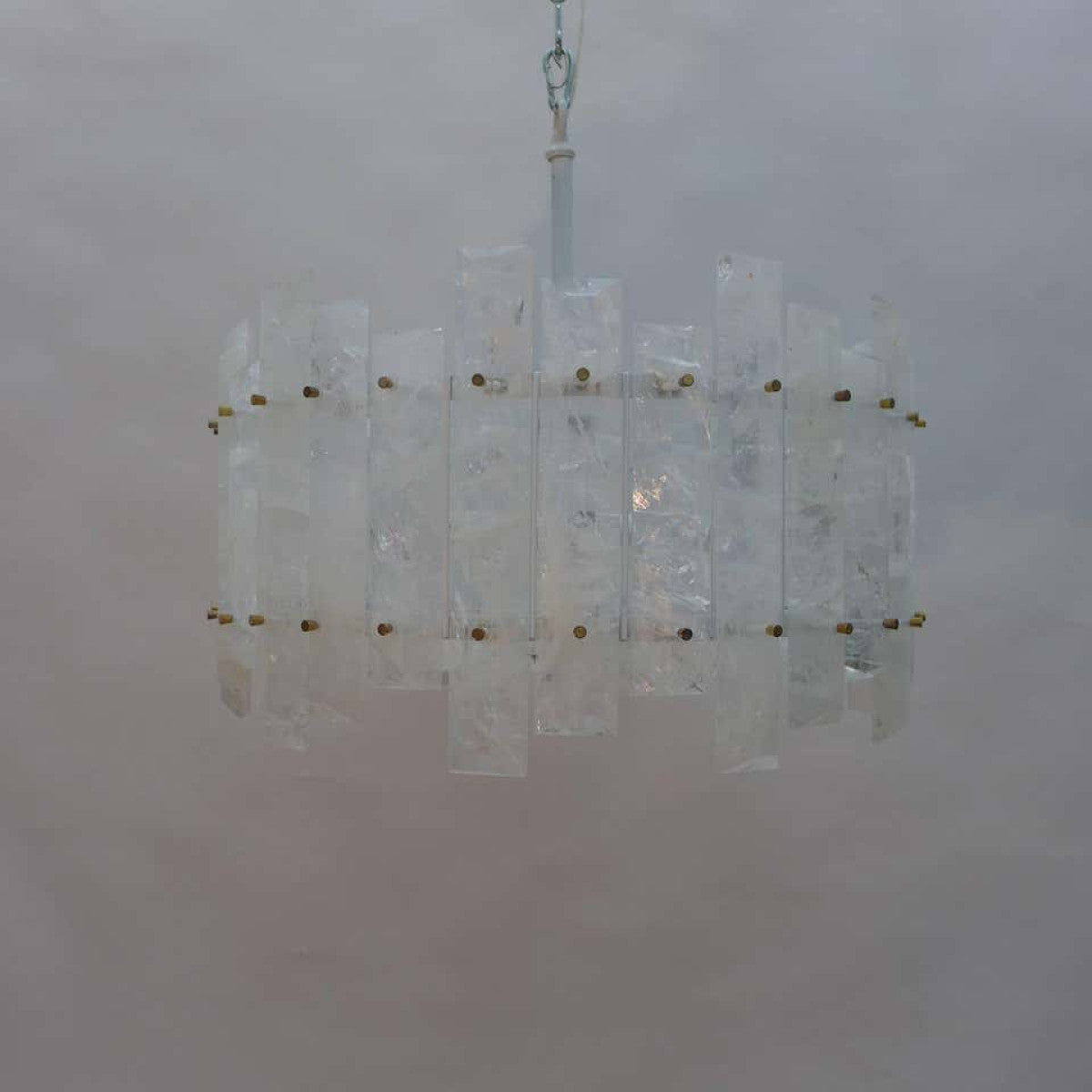 IQ2148 Rock Crystal