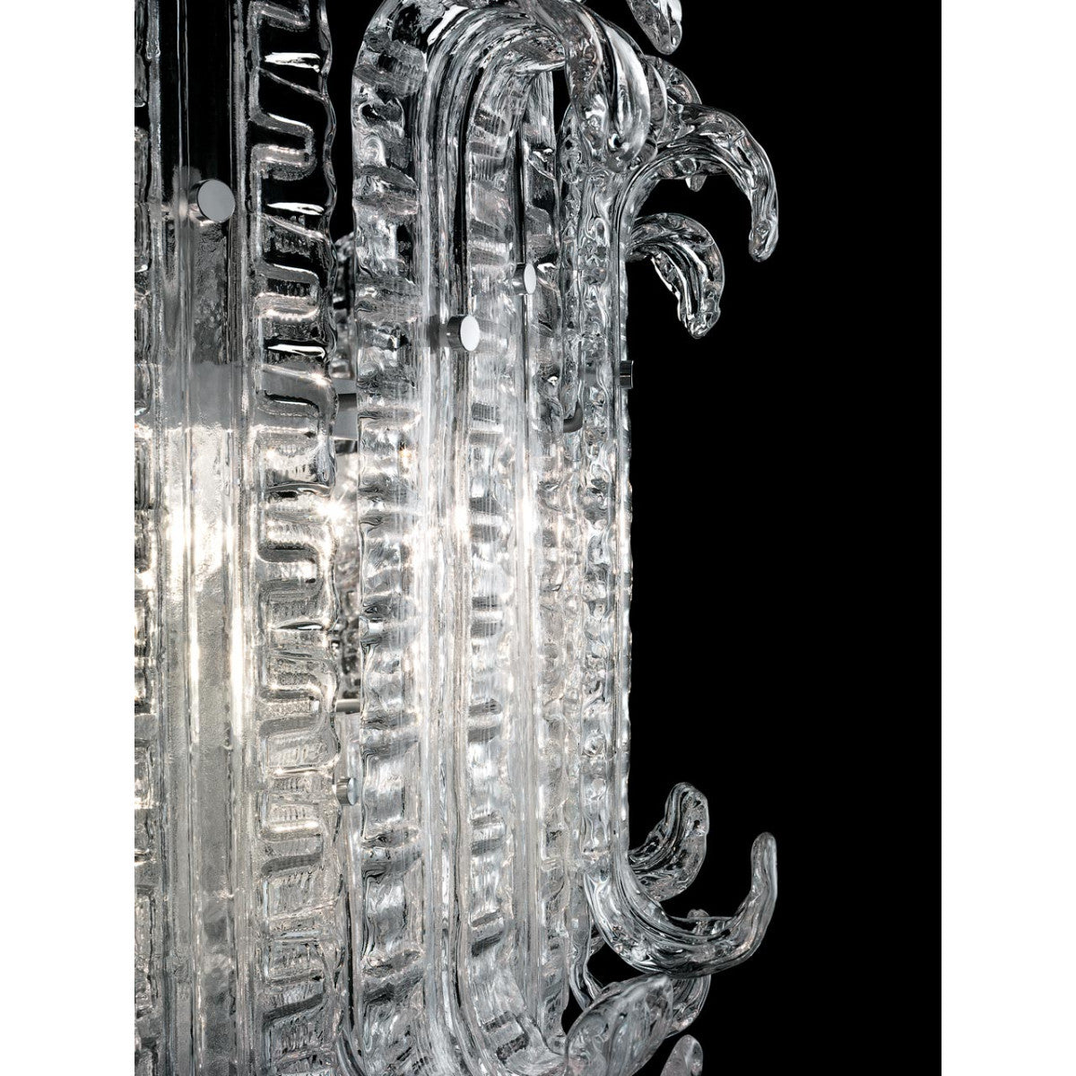 IQ3414 Crystal Tiered