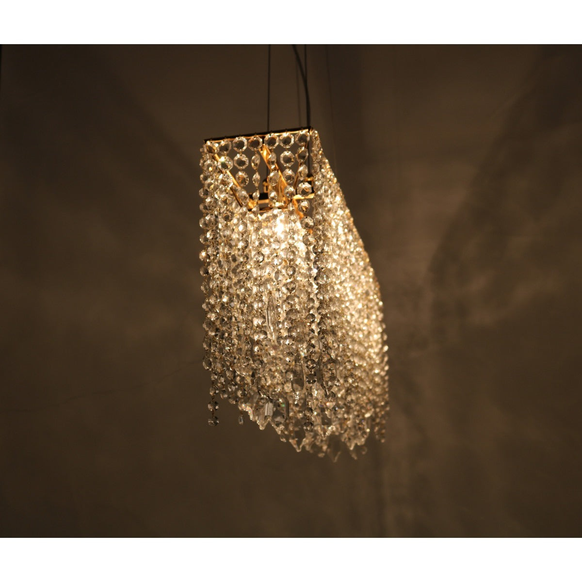 JK014 ARIEL CHANDELIER