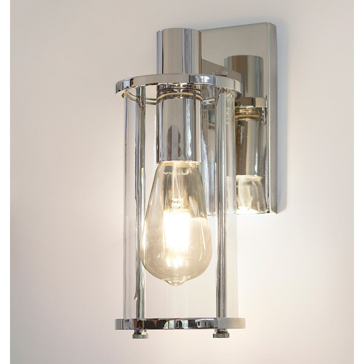 MV3024 Yeon Sconce