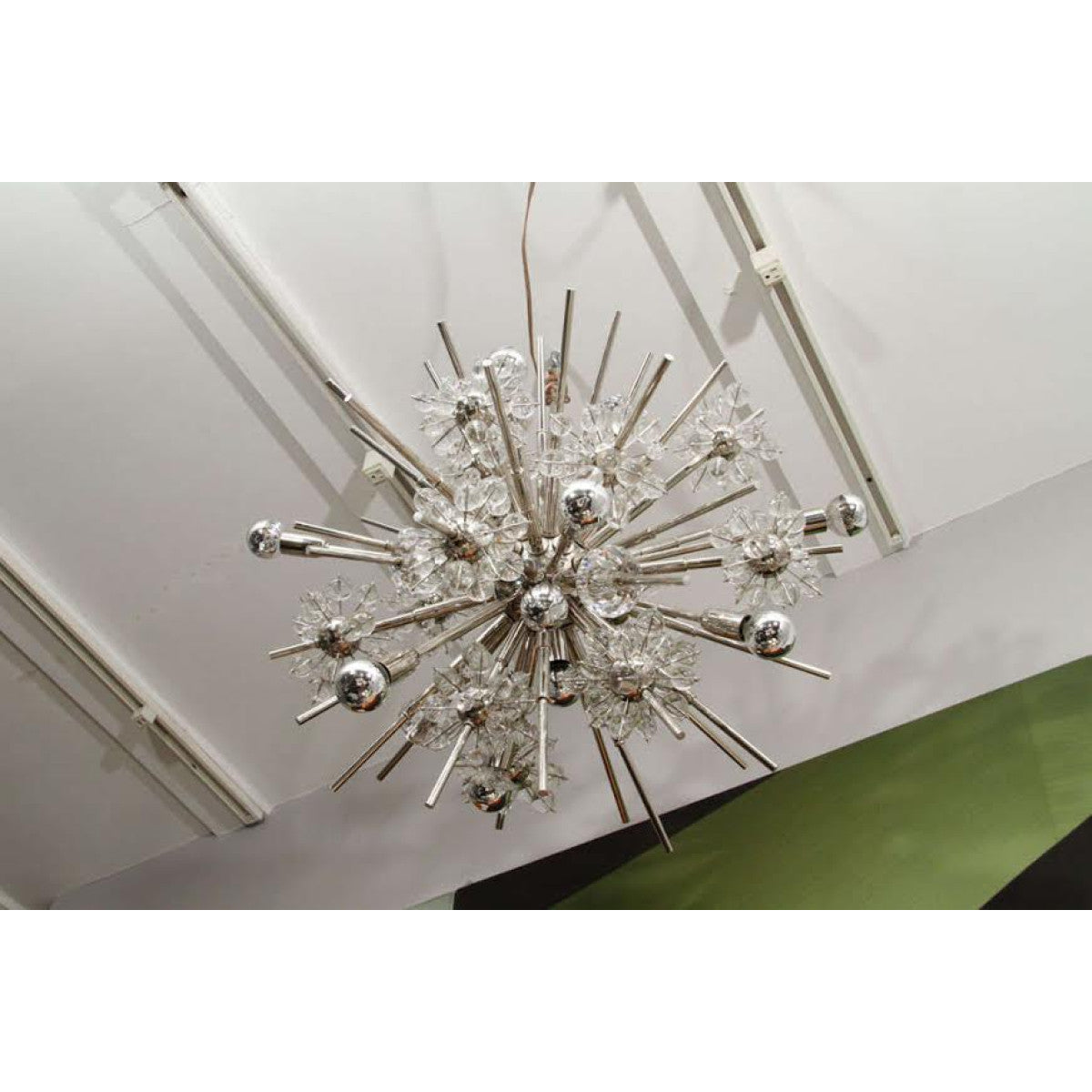 QZ6091 Large Sputnik