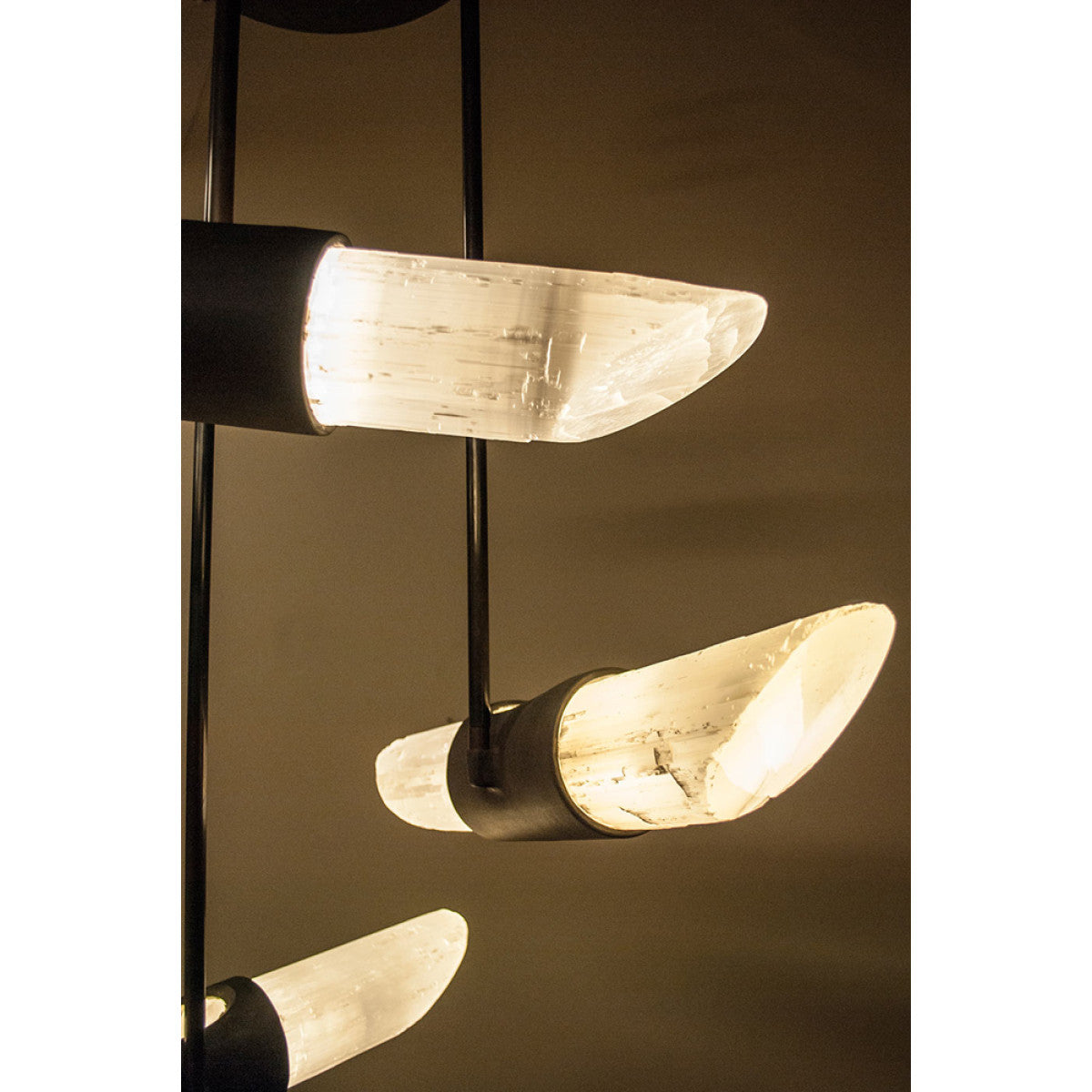 QZ9106 Vela Pendant Chandelier
