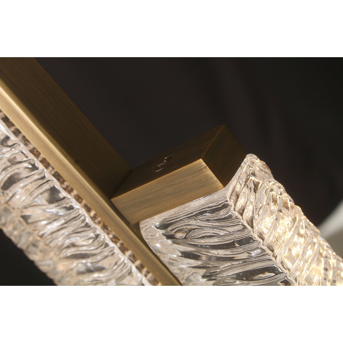 AM09070 Kori Icicles Linear Pendant