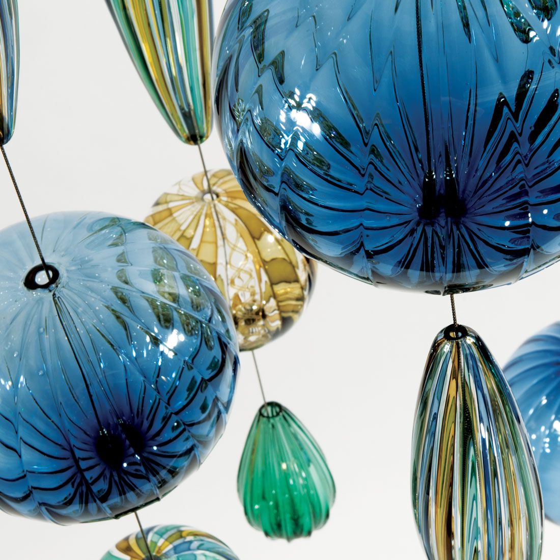 AM2220 JEWEL BOX CHANDELIER