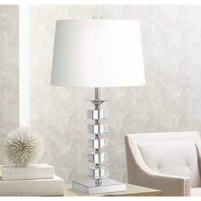 AM400 TACKED TABLE LAMP
