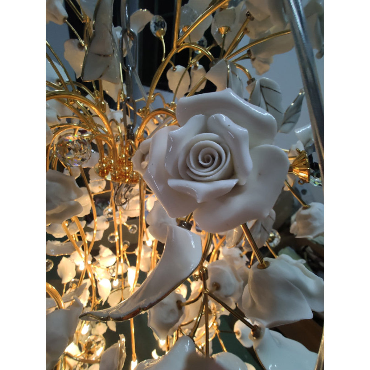 AM9930 Fountain of Roses