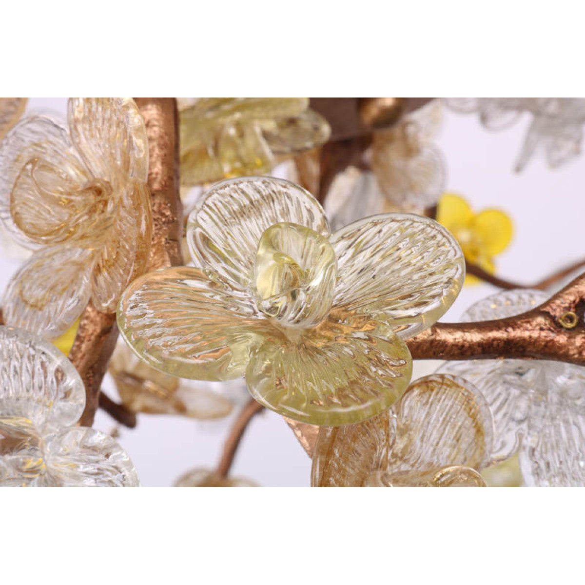 DV3953 Almond