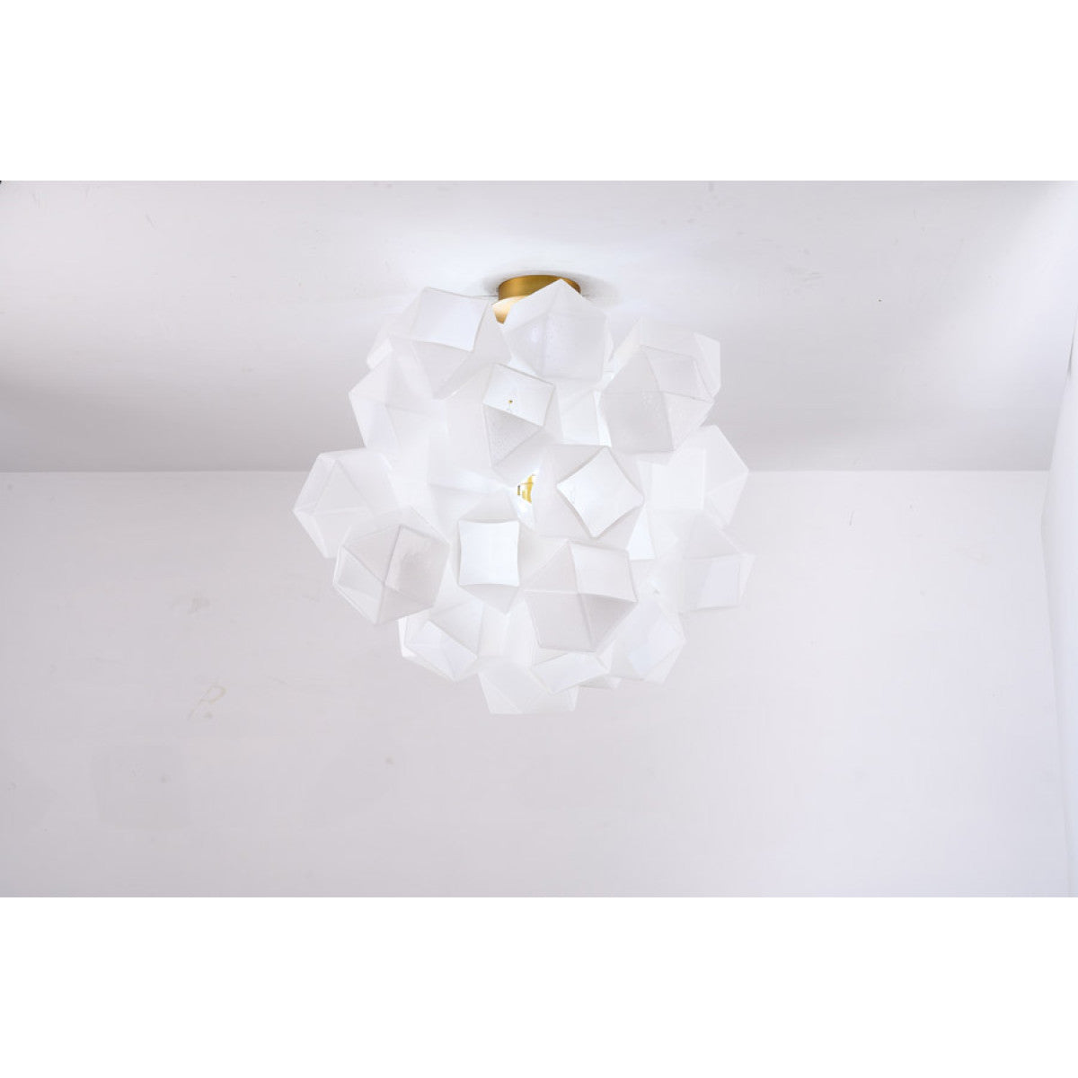 JT252 Faceted Cluster