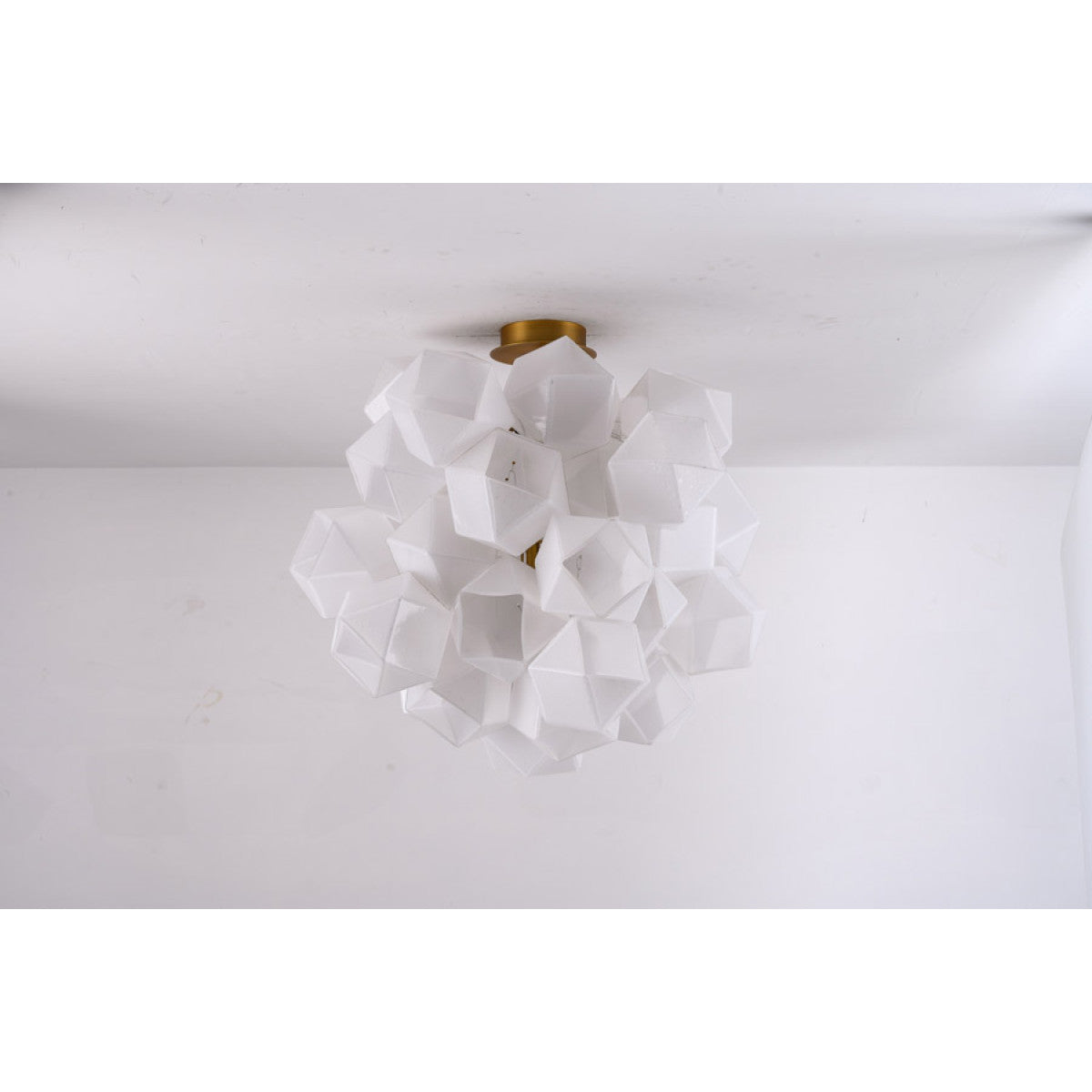 JT252 Faceted Cluster