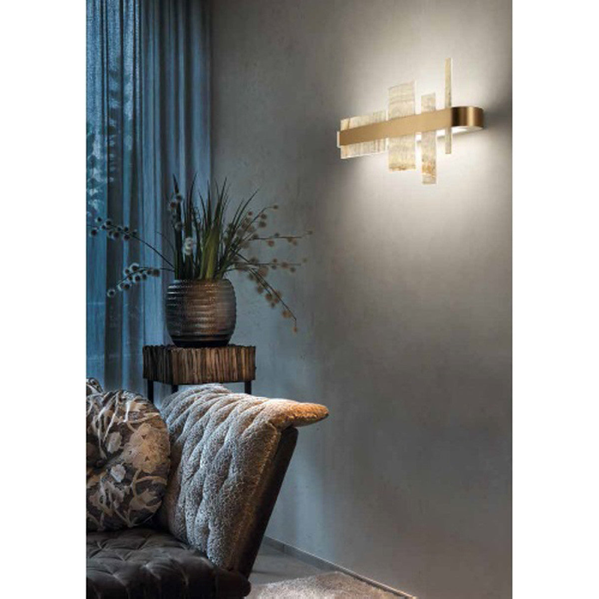 MV3031 Honice Chandelier