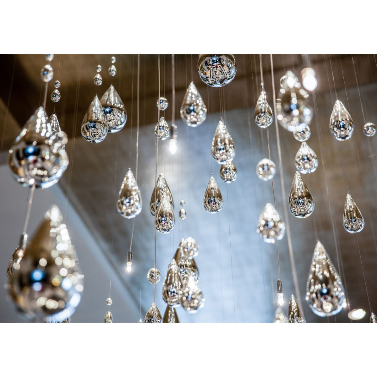 QZ0342 Raindrop Shower